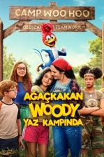 Ağaçkakan Woody Yaz Kampında Poster